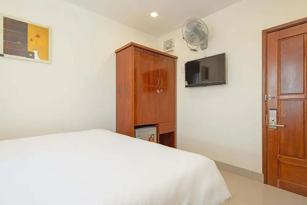 Lotus Rock 05 Hotel