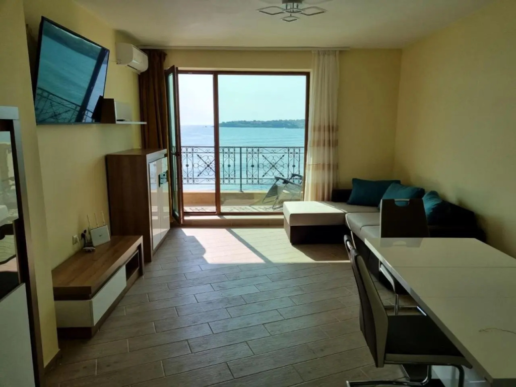 "Rock and Wave" Apartments with sea view in Sozopol