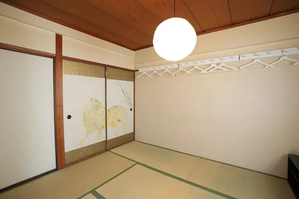 Alex's Home KUROMON