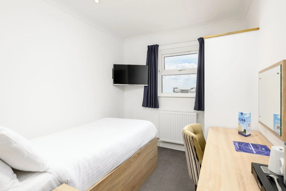 The Sandringham Hotel