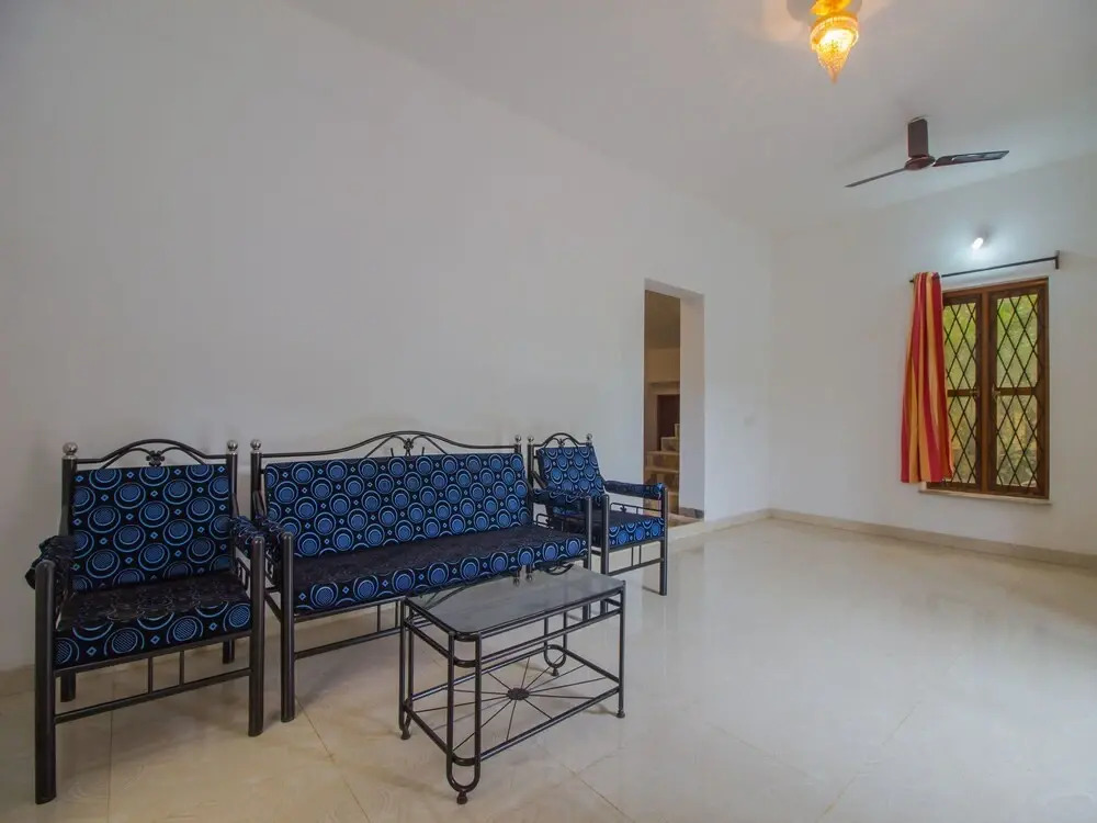 OYO 14239 Home Spacious 1BHK Camurlim Park