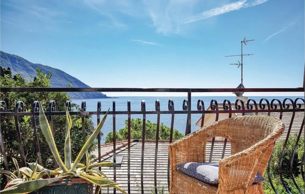Casa Punta Chiappa