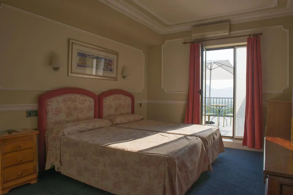 Hotel Marixa