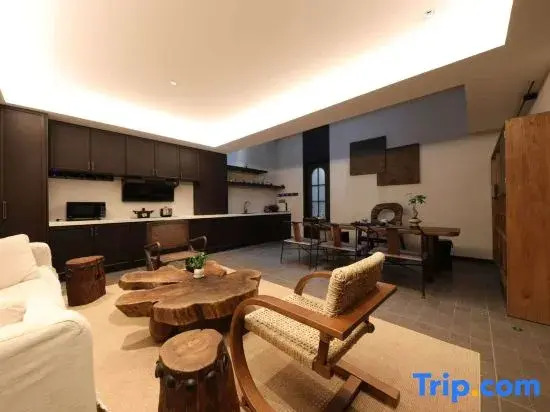 LanYao House (Near Prince Dai Residence in Datong Ancient City)