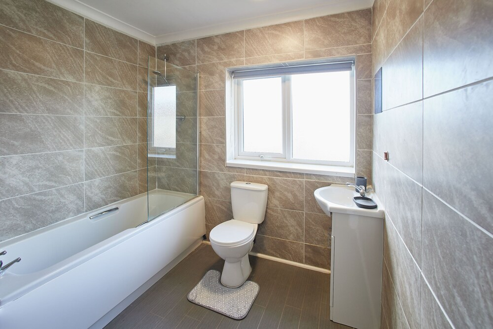Host Stay Highwood Avenue