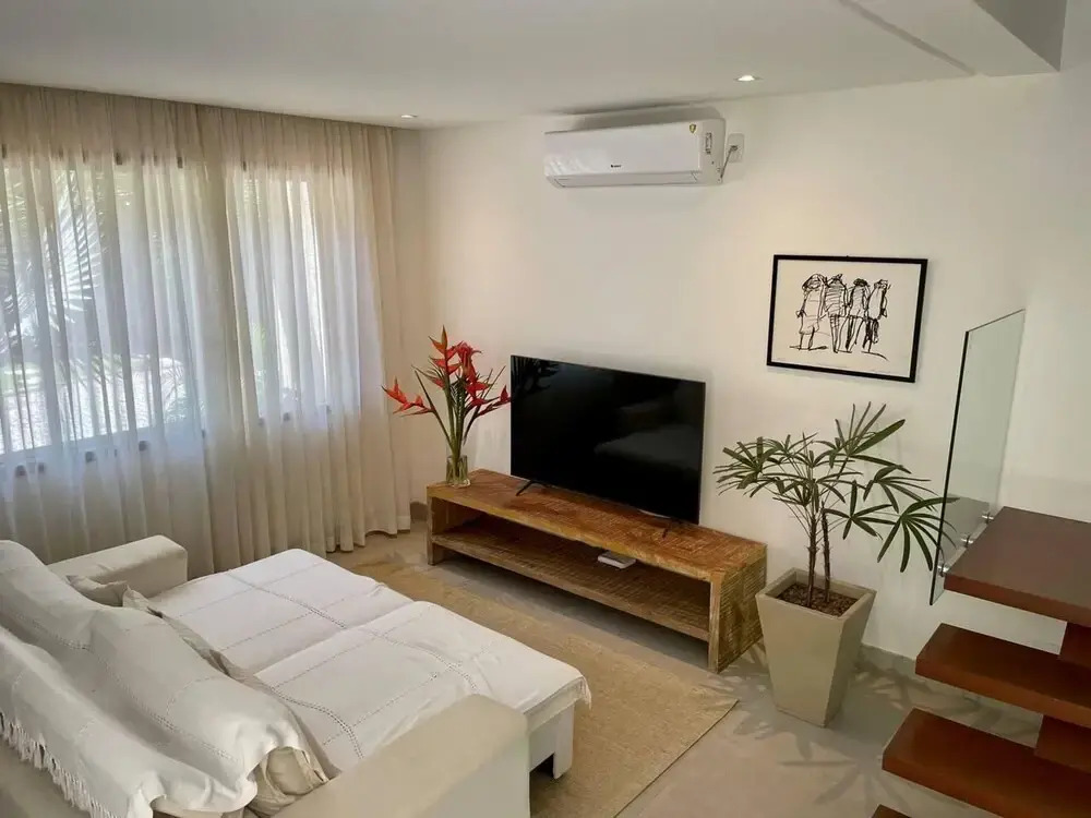 Villa With Private Pool, 100m From the Beach