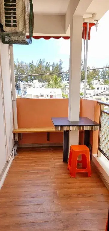 West Beach Apartment