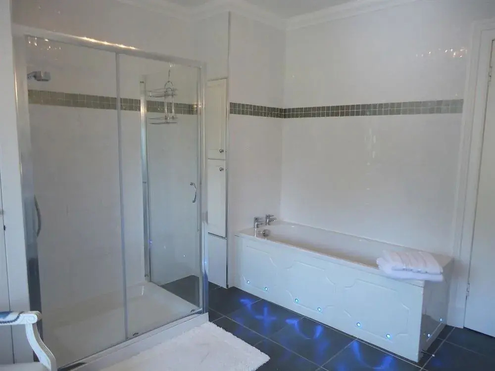 Northcliff Manor