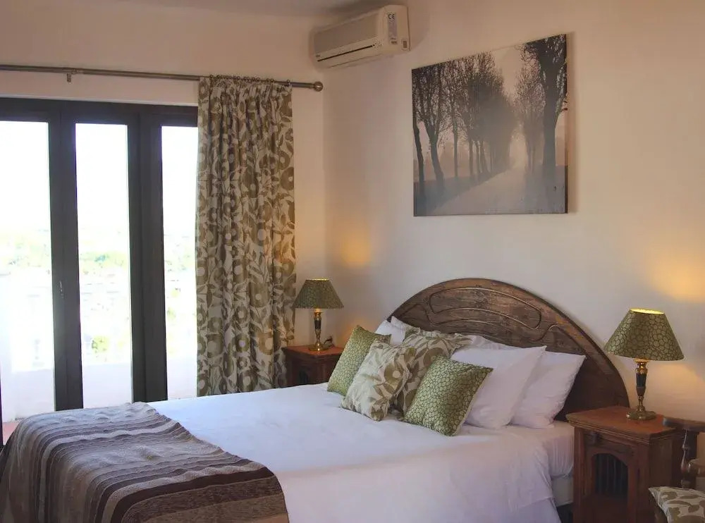 Hostal Avalon