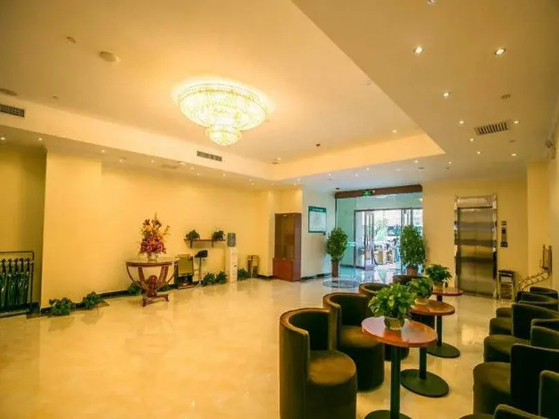 GreenTree Inn Beijing Changping District Huilongguan Pingxifu Metro Station Express Hotel