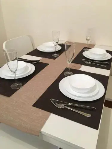 Leo Apartment