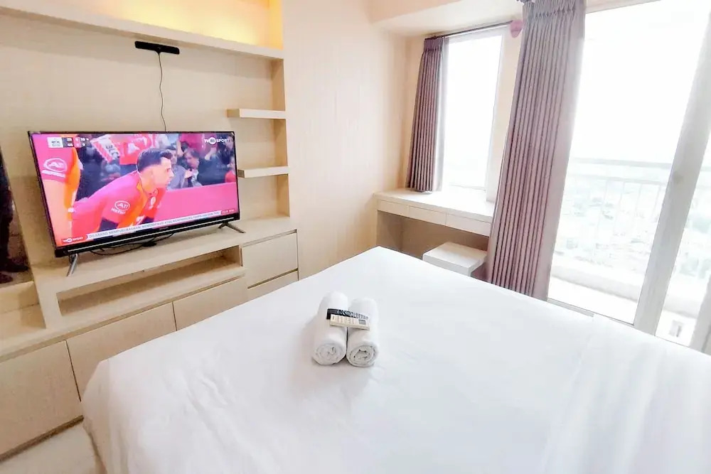 Studio Minimalist Connect to Pakuwon Mall at Tanglin Supermall Mansion Apartment