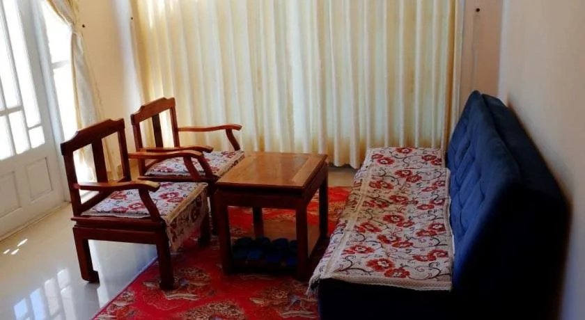 YK Home Luxury Villa