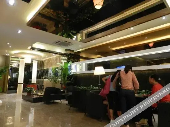 Pai Hotel (Nanning Jiangnan Shizhuling Subway Station)