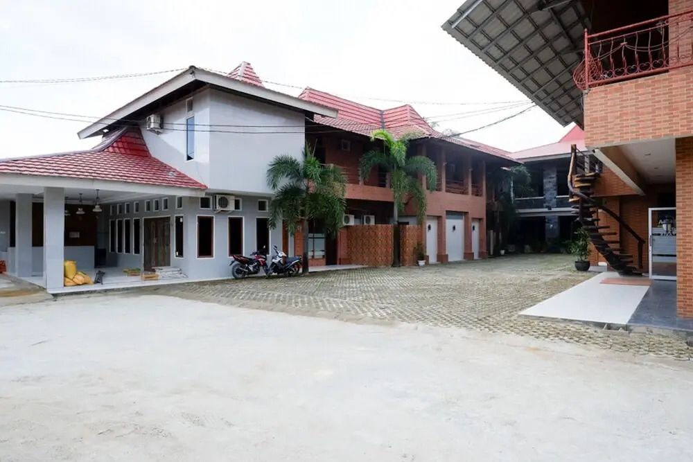 RedDoorz Plus at Hotel Srikandi Kendari