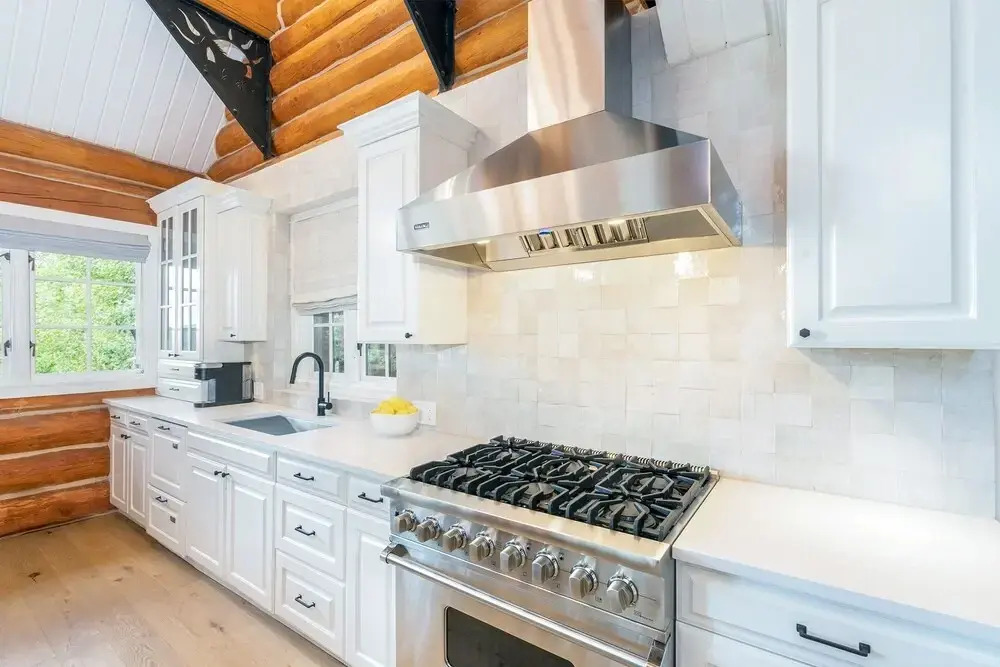 New! Chic European Style Cabin, Short Walk To Ski 3 Bedroom Home by RedAwning