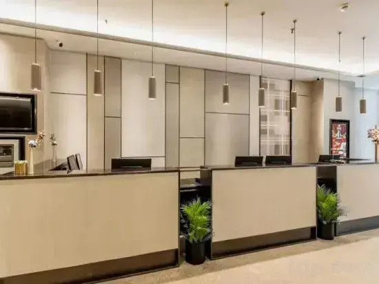 Homeinn Selected Hotel (Shanghai Yaxin Plaza Changshou Road Station)