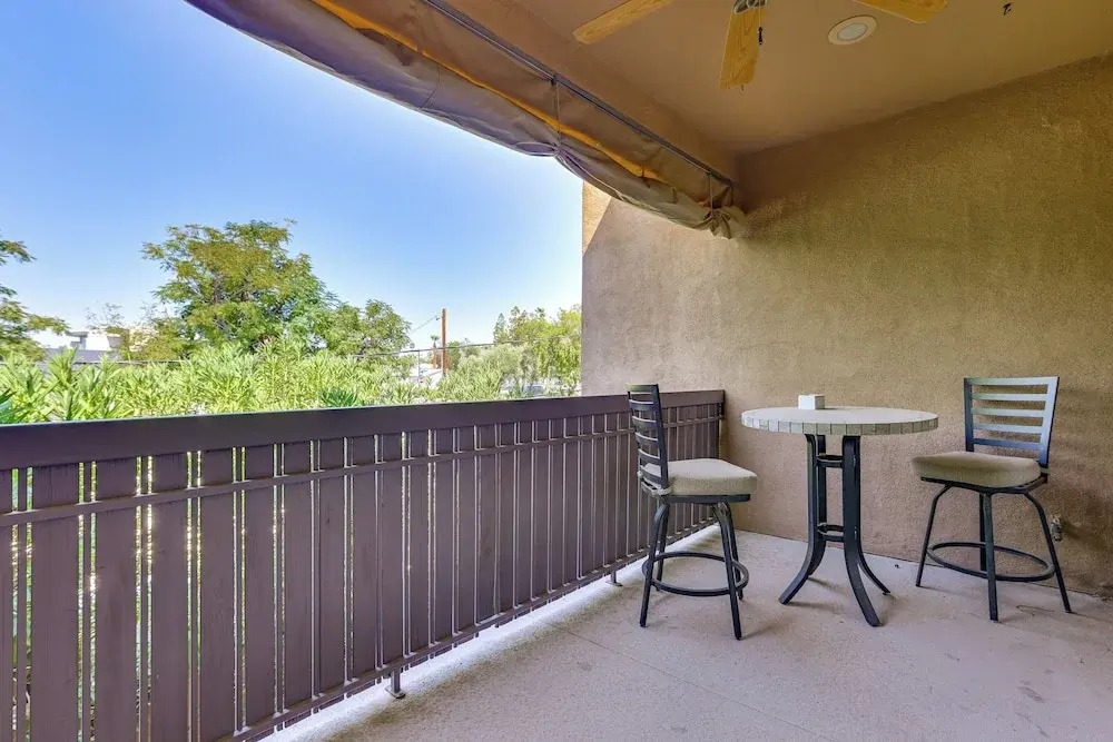 1 Mi to Old Town! Golf Getaway in Pueblo Verde