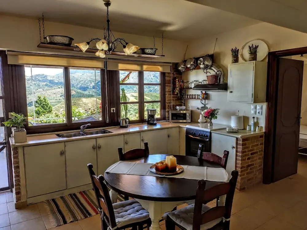 Thymes traditional house