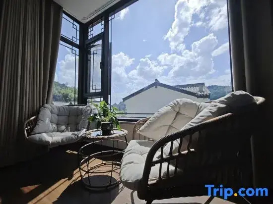Pu'er Shifu Courtyard Homestay (Tea Horse Ancient Road Scenic Area)