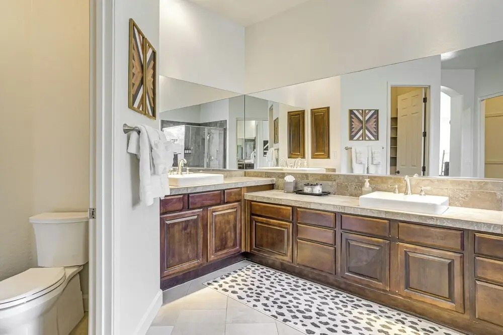 Outdoor Oasis: Spacious Family Escape in Goodyear!