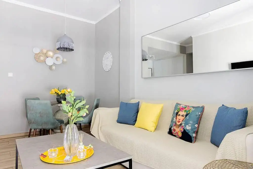 Brilliant apartment for 6 ppl in Athens