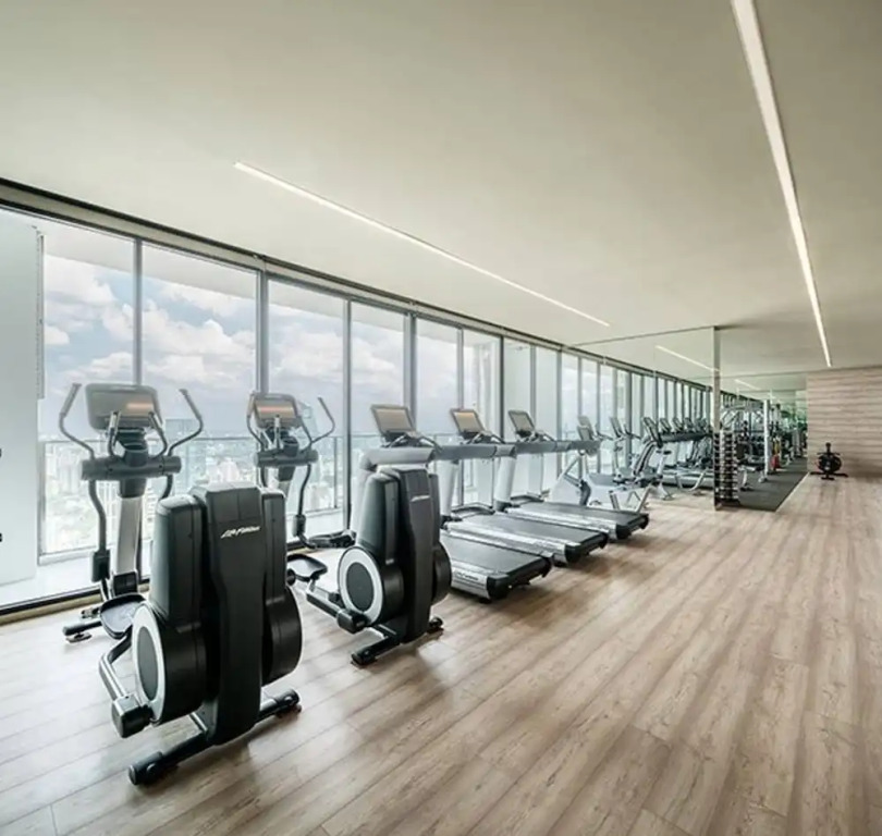 Price2 Space4, 500m Bts, Rooftop Pool, High Speed Wifi