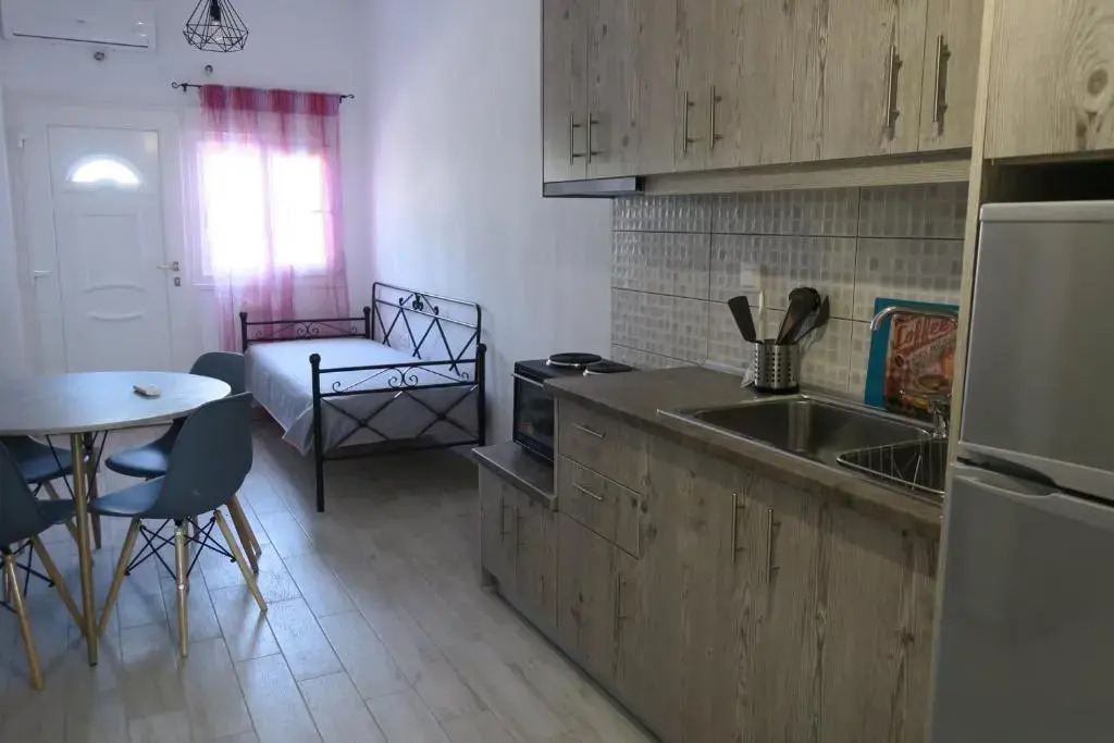 Toula' s Village Apartment