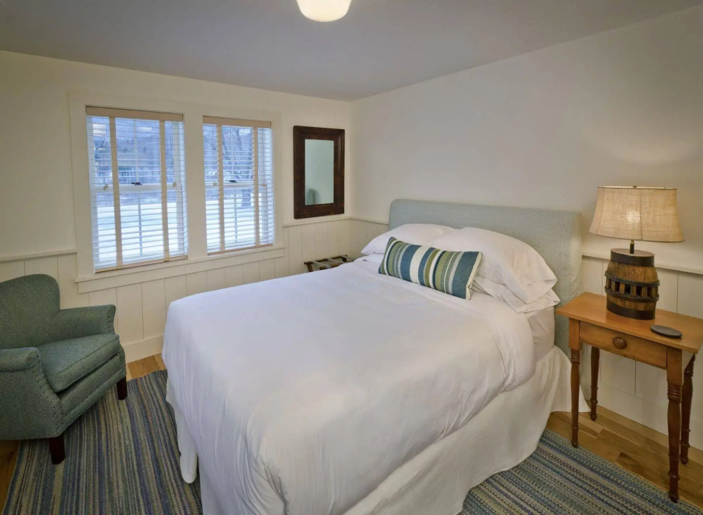 Hill Farm Inn - Manchester