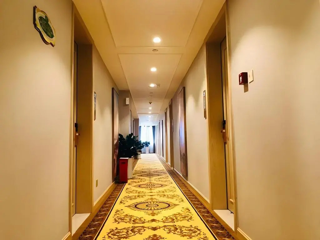 Vienna Hotel Chongqing University Town