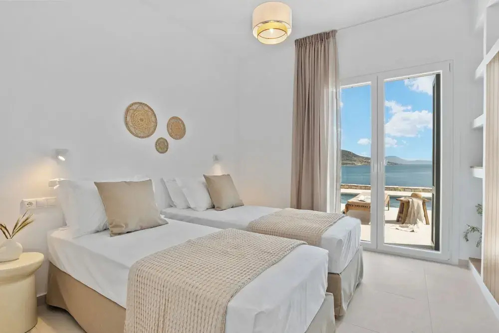 Roos Villas Naxos