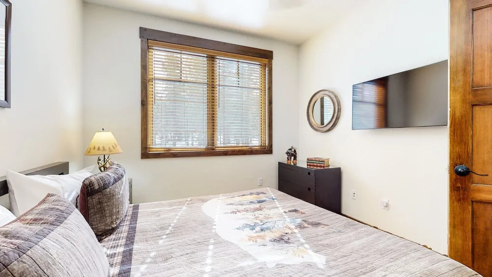 Woodwinds #1323 4 Bedroom Townhouse