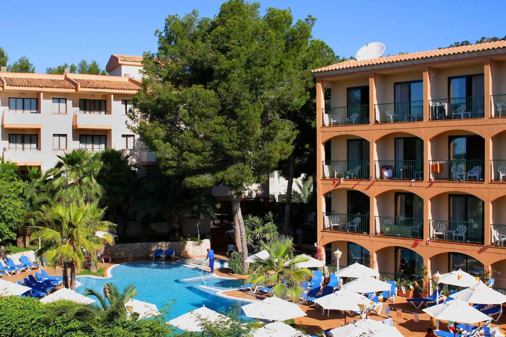 Valentin Somni Hotel & Suites