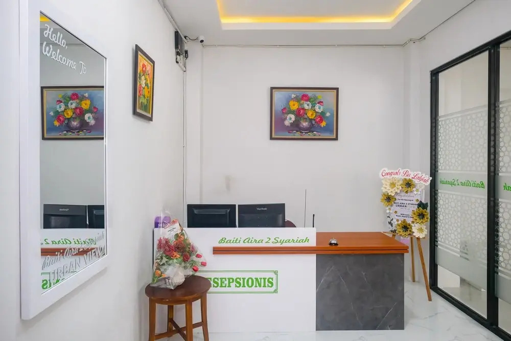 Urbanview Syariah near Stadion Manahan Solo