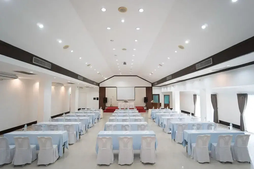 E-Outfitting Valley Resort