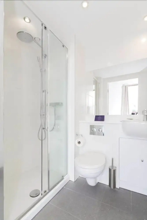 Beautiful Apartment In Vibrant City Centre!