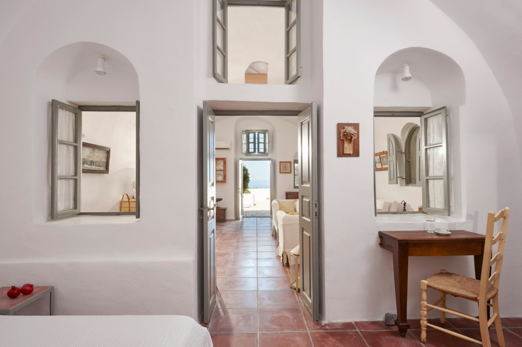 Nautilus Residence 3 bedroom villa at Firostefani
