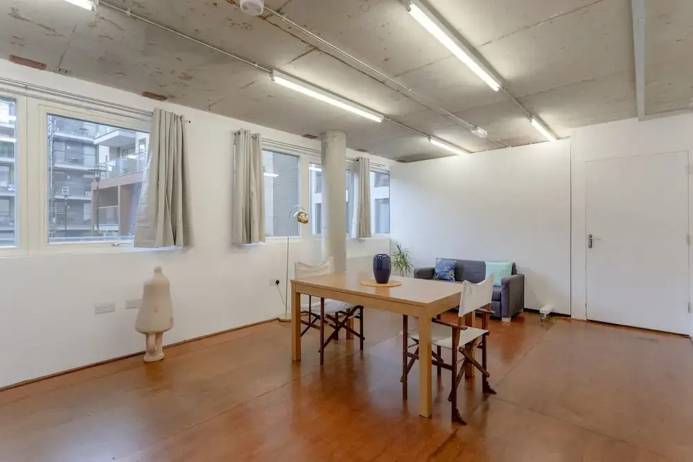 Bright Flat Near Shoreditch