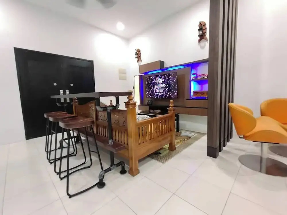 Nur Hartamas Homestayportdickson