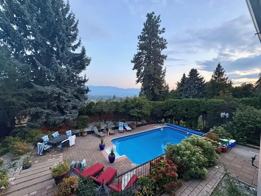 The Susie Pearl Bed & Breakfast