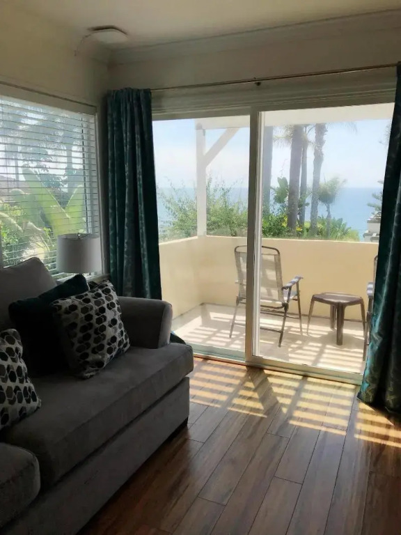 Laguna Cove Hotel