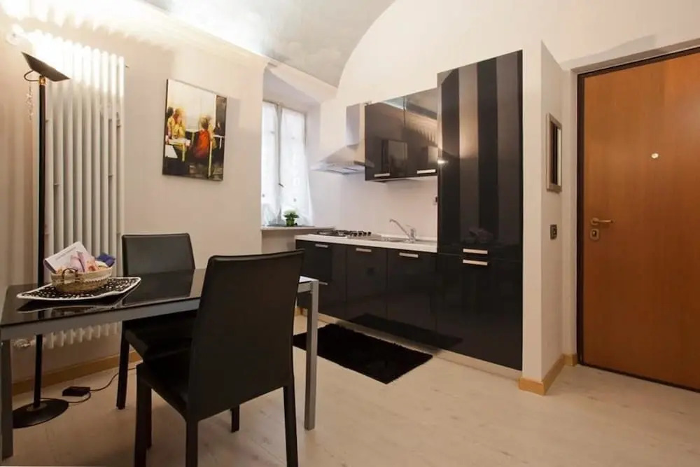 Studio in Piazza, With Shared Pool, Enclosed Garden and Wifi Near the Slopes