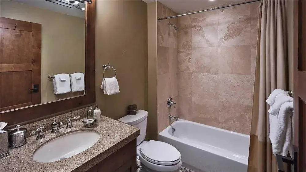 Mount Yale 611 4 BedroomCondo By Moving Mountains