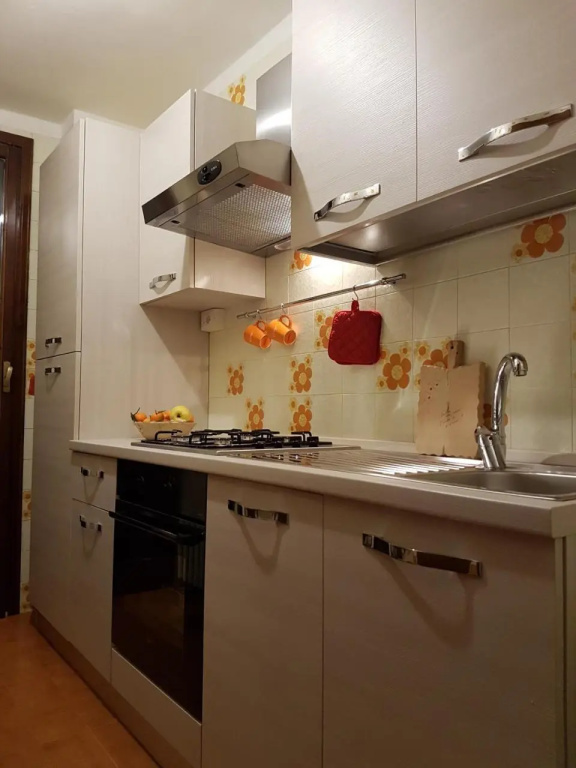 026 Bilocale con Caminetto Giustino