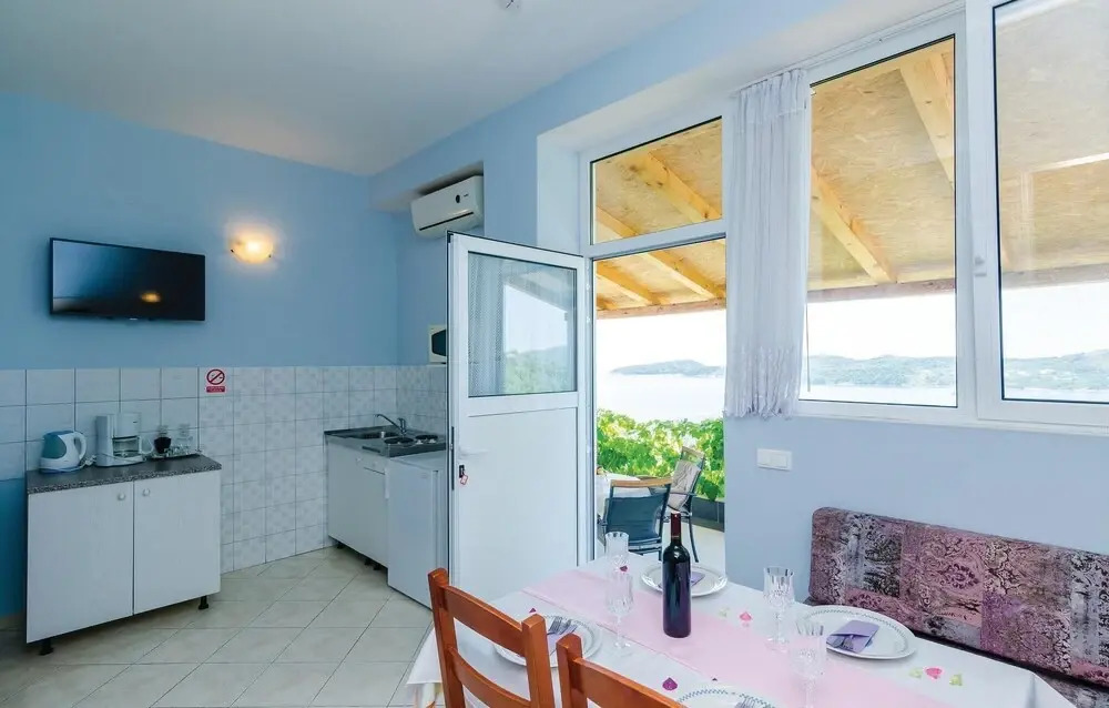 Awesome Home in Orasac With Wifi and 2 Bedrooms