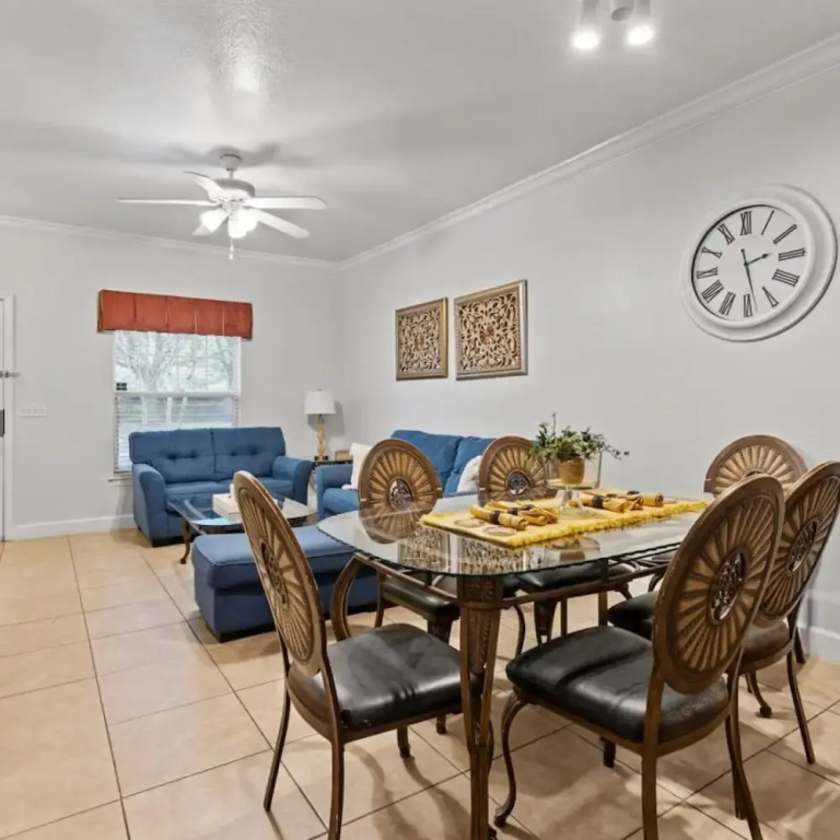 Cozy 3BDR house near Disney