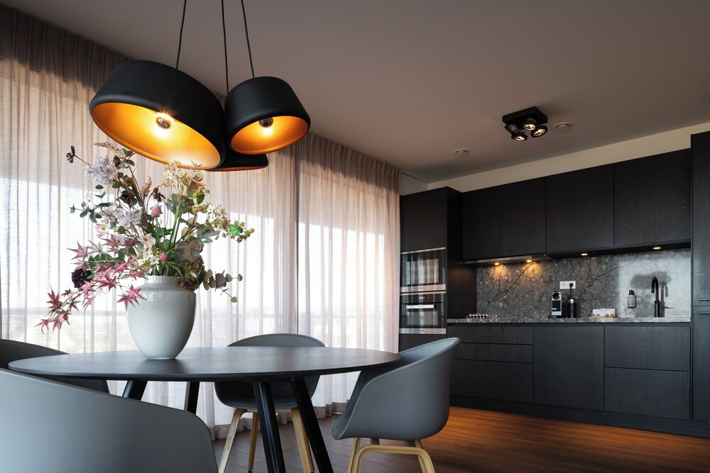 Luxury Seaview Apartment for 4