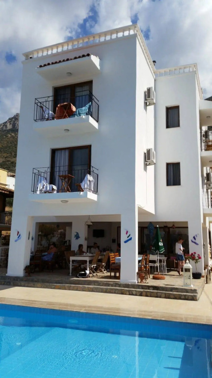 Lavenders Lodge Hotel