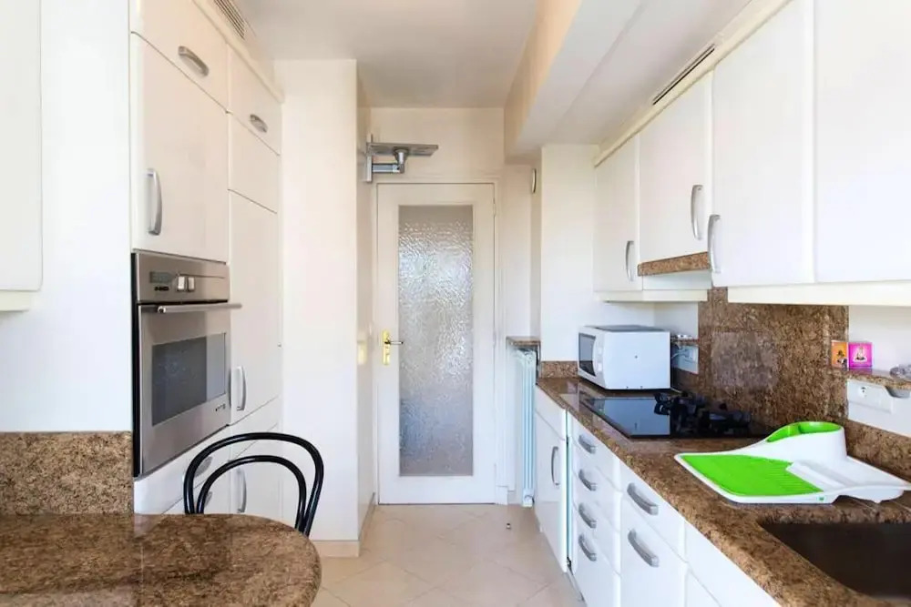 Apartment With one Bedroom in Cannes, With Wonderful City View, Furnis