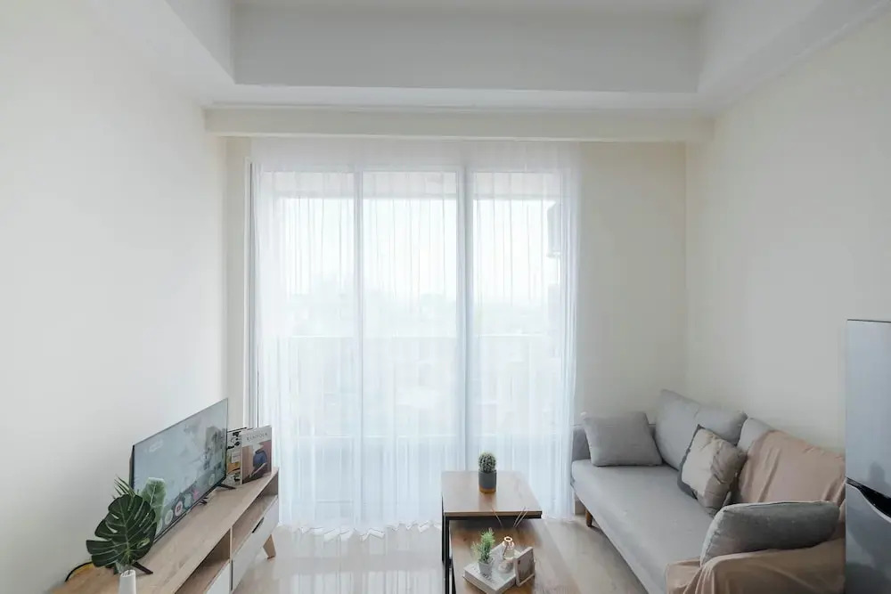 Solace 2Br Near Cikini Station At Menteng Park Apartment